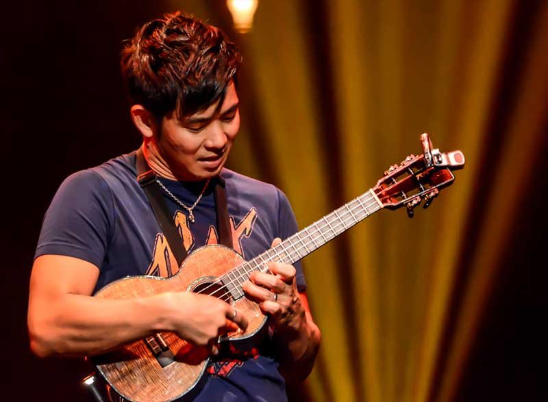 Jake Shimabukuro 2018 6